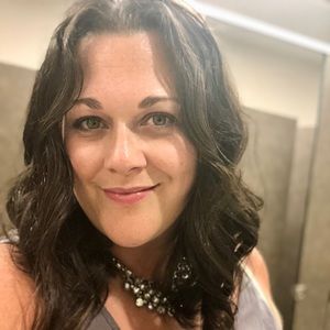 Meet your Posher, Deanna